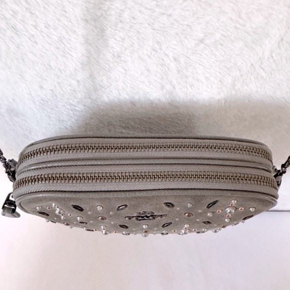 Coach RARE Coach Praire Rivet Double Zip Crossbody Clutch w Studs/dustbag - Picture 9 of 10